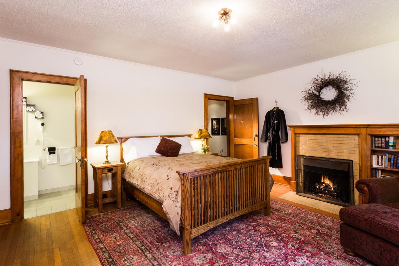 Stewart Inn Wausau Luaran gambar