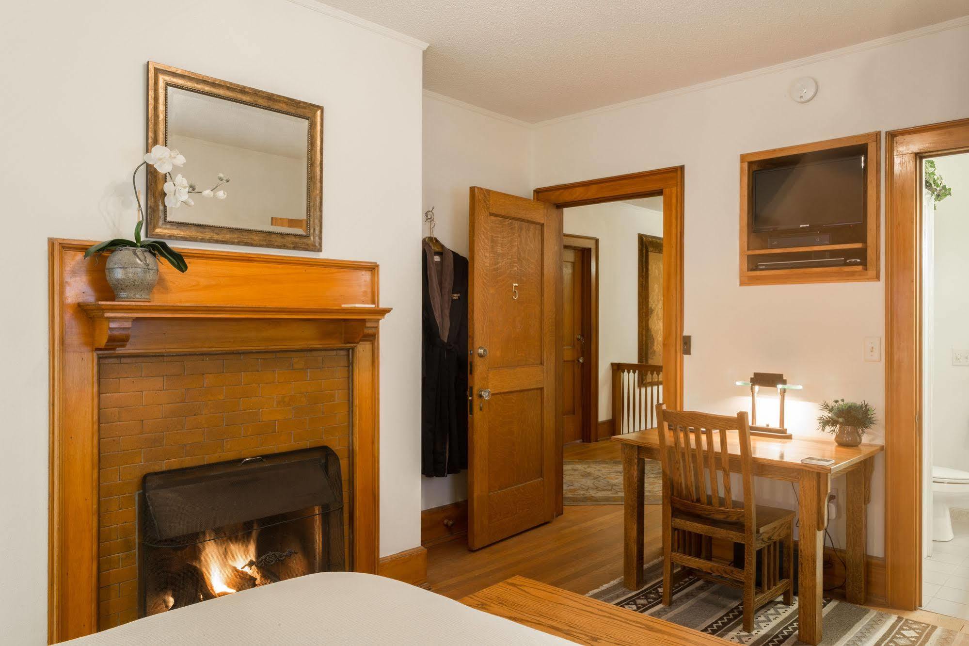 Stewart Inn Wausau Luaran gambar